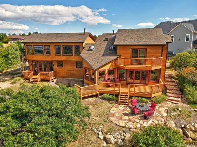 2696 Castle Crest Drive