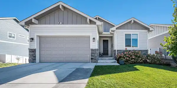1853 Holloway Drive