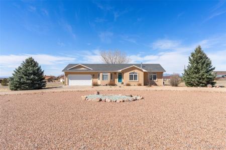 429 W Strawberry Drive