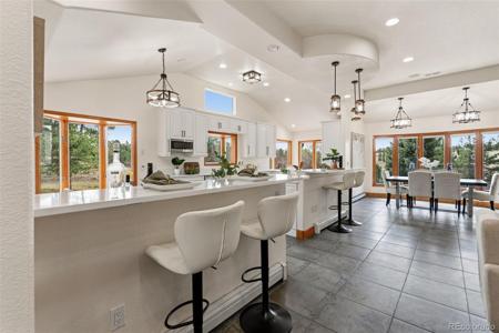 10719 Arrowhead Lane