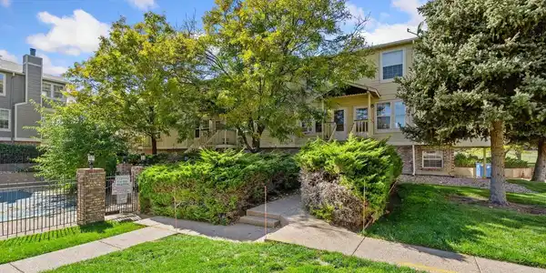 3200 Azalea Drive