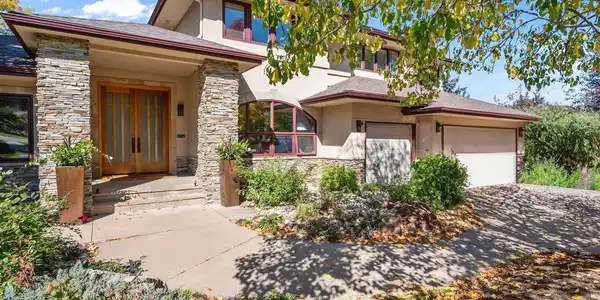 7187 Longview Drive