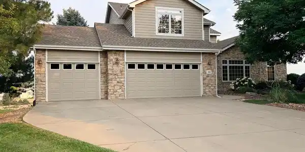 899 Panorama Place
