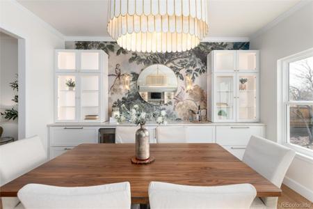 9047 Mountain Laurel Way