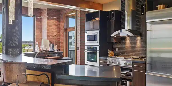 Image 4: Gourmet Kitchen Image 4: Gourmet Kitchen