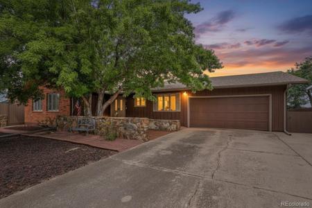 223 Crystal Hills Boulevard