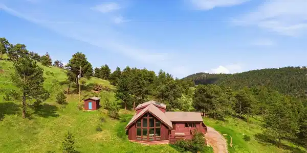 8238 Sugarloaf Road
