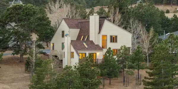 942 Gilia Drive