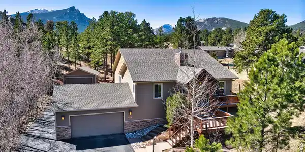 730 Ponderosa Lane