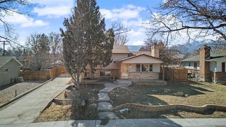 711 Hoorne Avenue