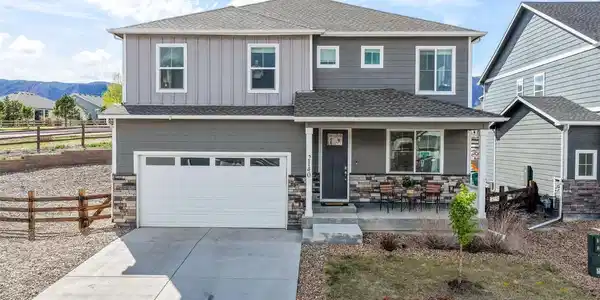 2140 Flame Grass Drive