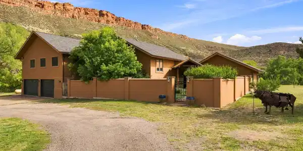 Image 3: Custom Home on 35 Acres Image 3: Custom Home on 35 Acres