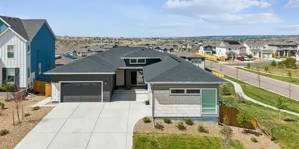 14307 Shasta Daisy Point