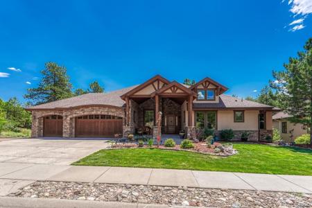 2392 Saddleback Drive