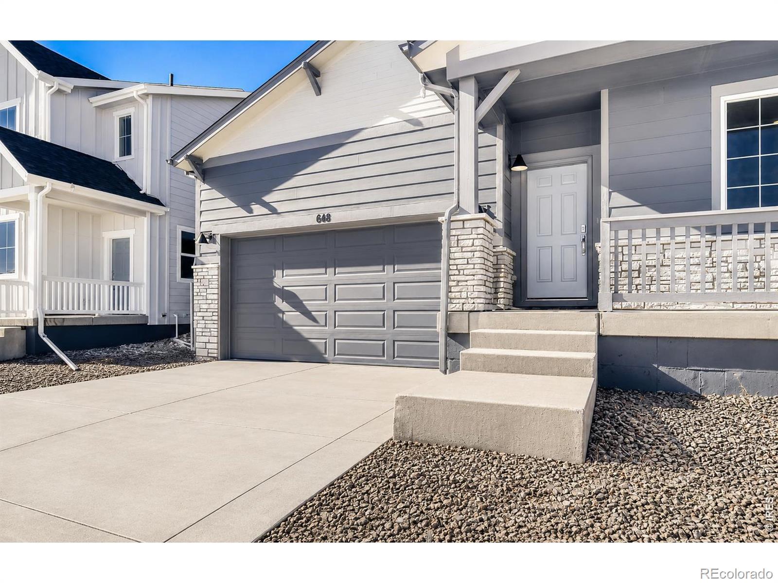 Image 2: Covered front porch Image 2: Covered front porch