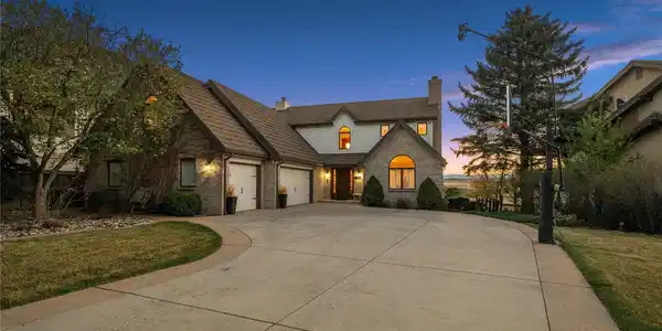 5298 E Otero Circle
