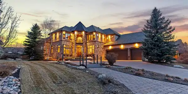5810 Amber Ridge Drive