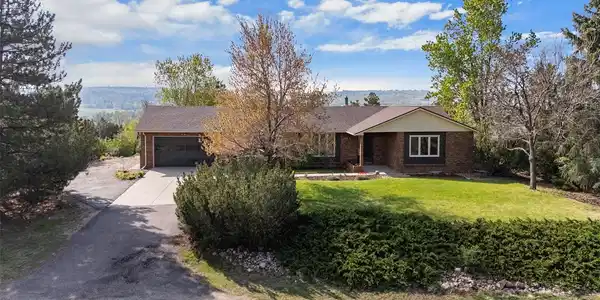 1198 Crestmoor Drive