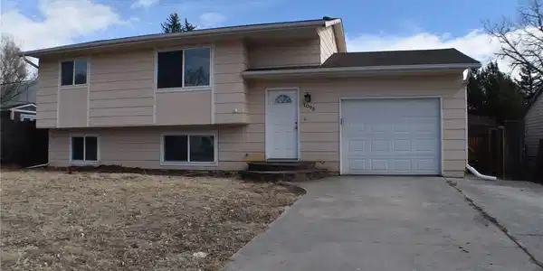 1095 Peterson Road