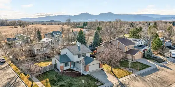 6798 Bugle Court
