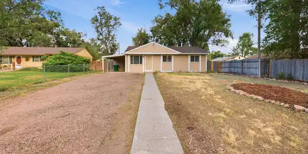 104 Tewa Drive