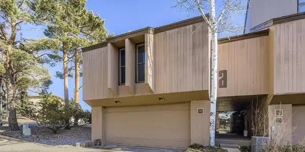 1550 W 28th Street