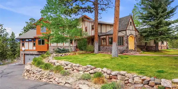 15073 S Wandcrest Drive