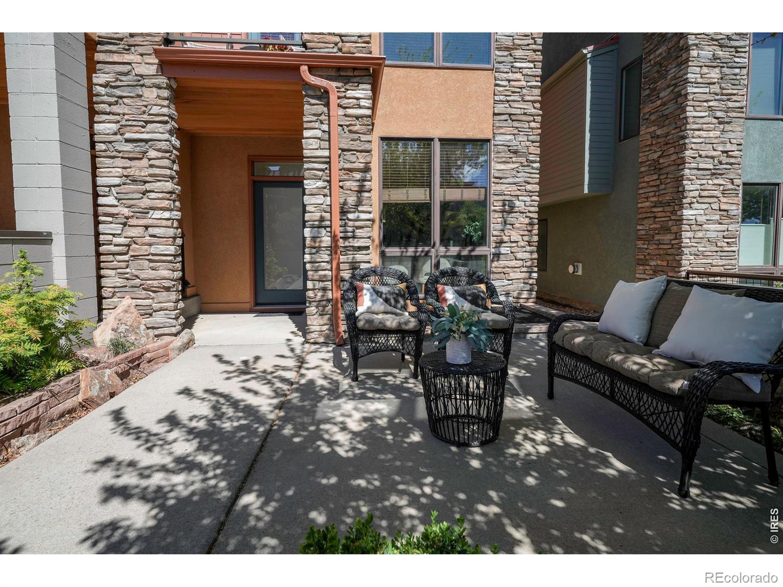 Image 3: South Facing Patio Image 3: South Facing Patio