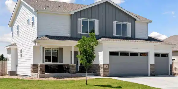 5547 Drake Way