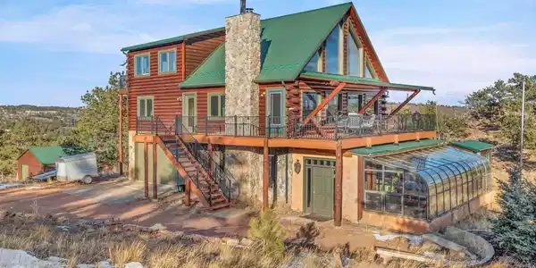1124 Pilgrim Place