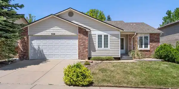 526 Dunraven Drive