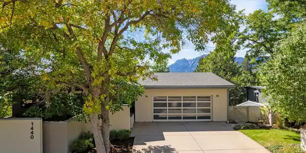 1440 Moss Rock Place