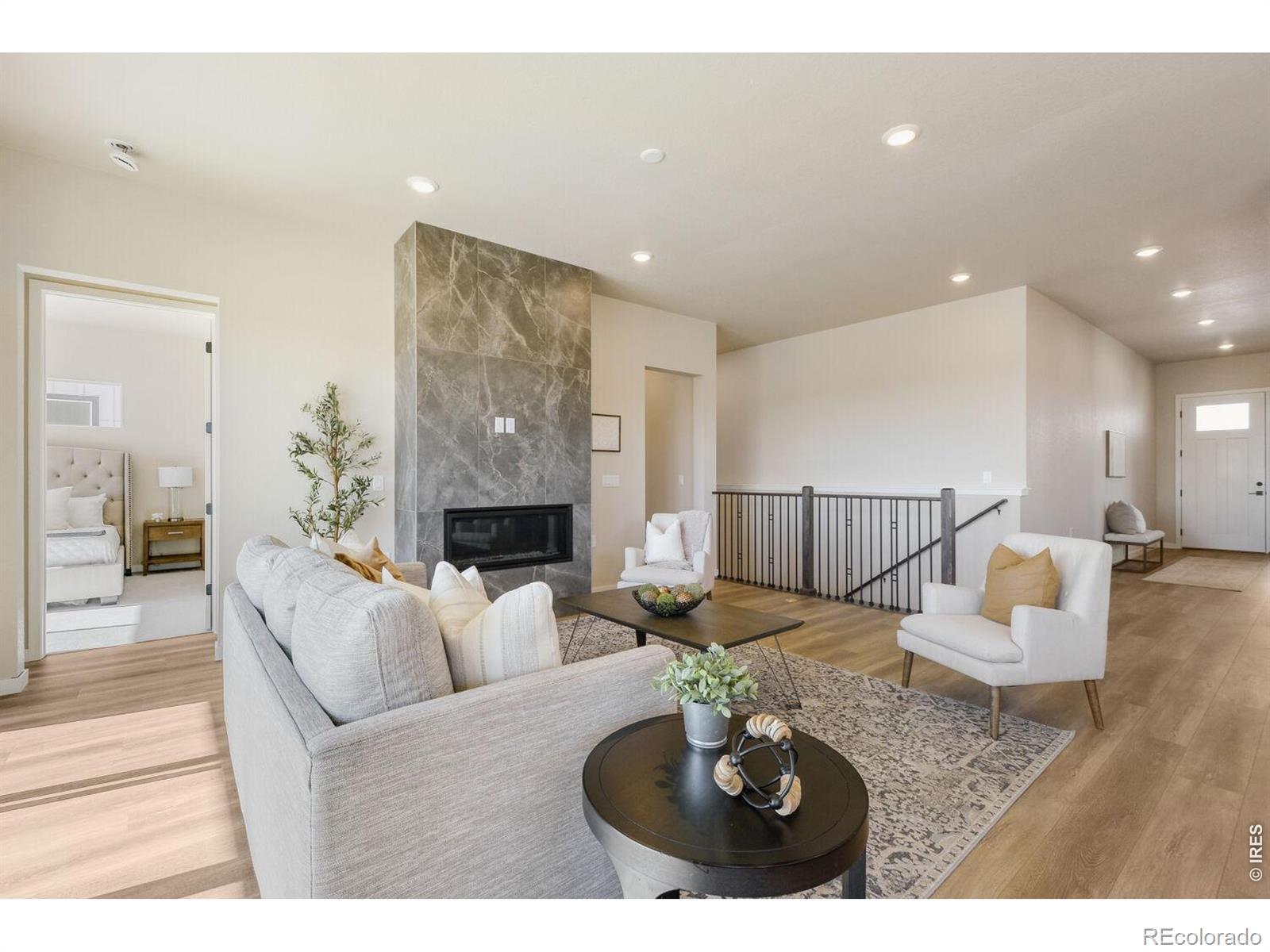 Image 2: Open concept floor plan Image 2: Open concept floor plan