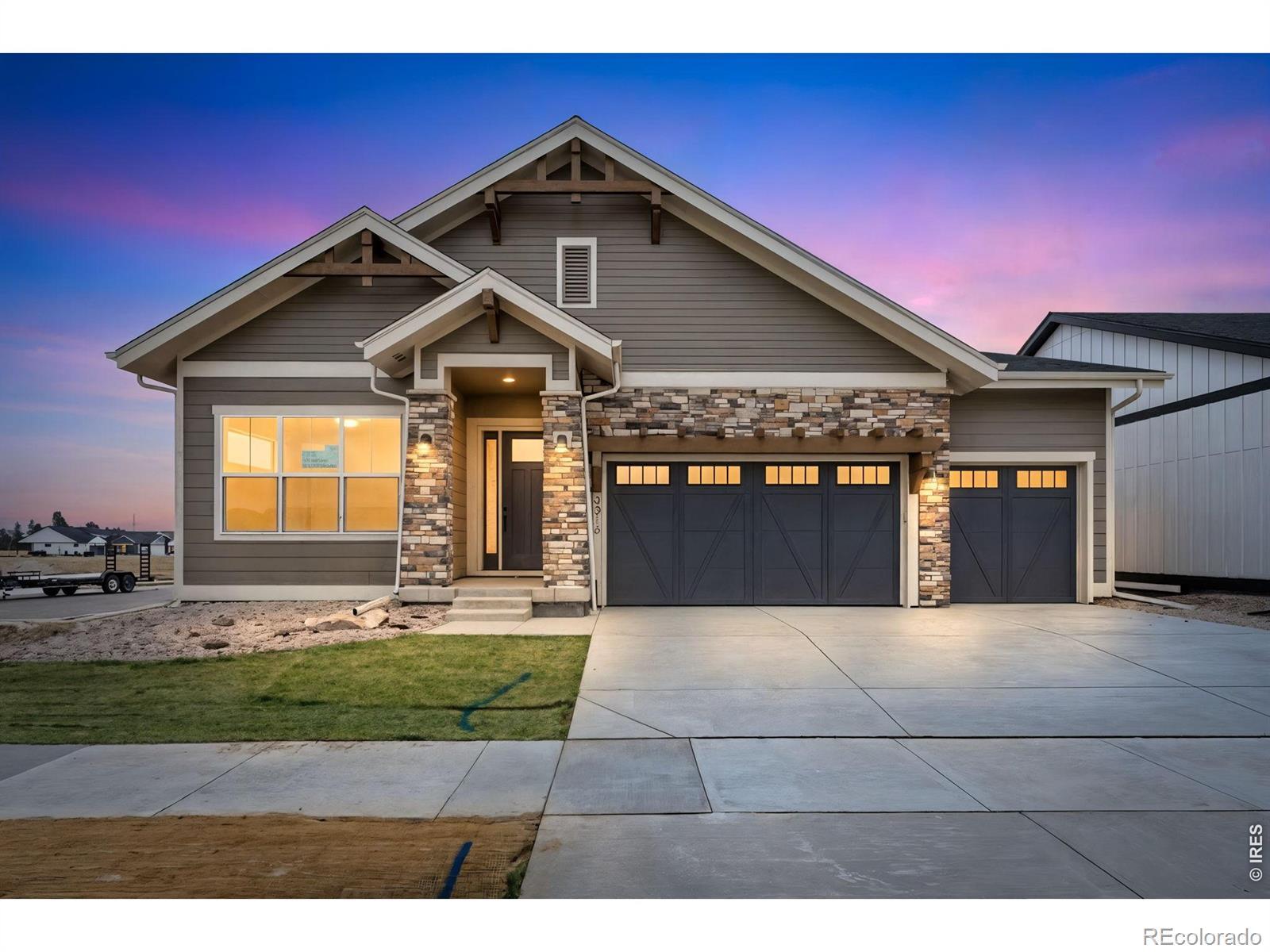 Image 3: Premium corner lot that faces the foothills Image 3: Premium corner lot that faces the foothills