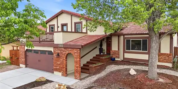 4055 Thundercloud Drive