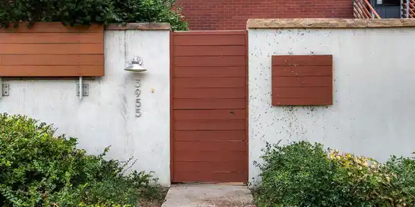 Image 4: Entry Image 4: Entry