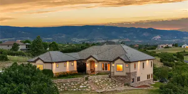 2561 Marlin Way