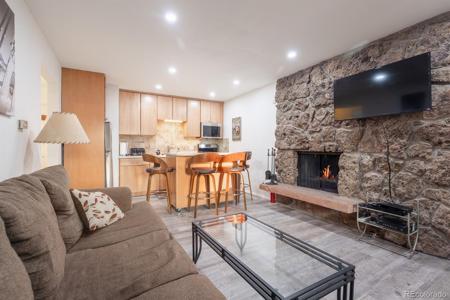 432 Hi Country Drive