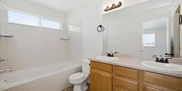 Image 2: Primary Bathroom Image 2: Primary Bathroom