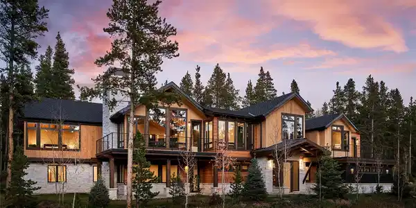 72 Dyer Trail