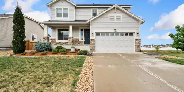 988 Gateway Park Boulevard