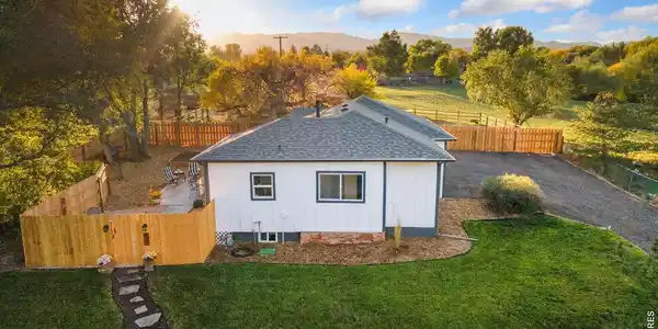 437 Clover Lane