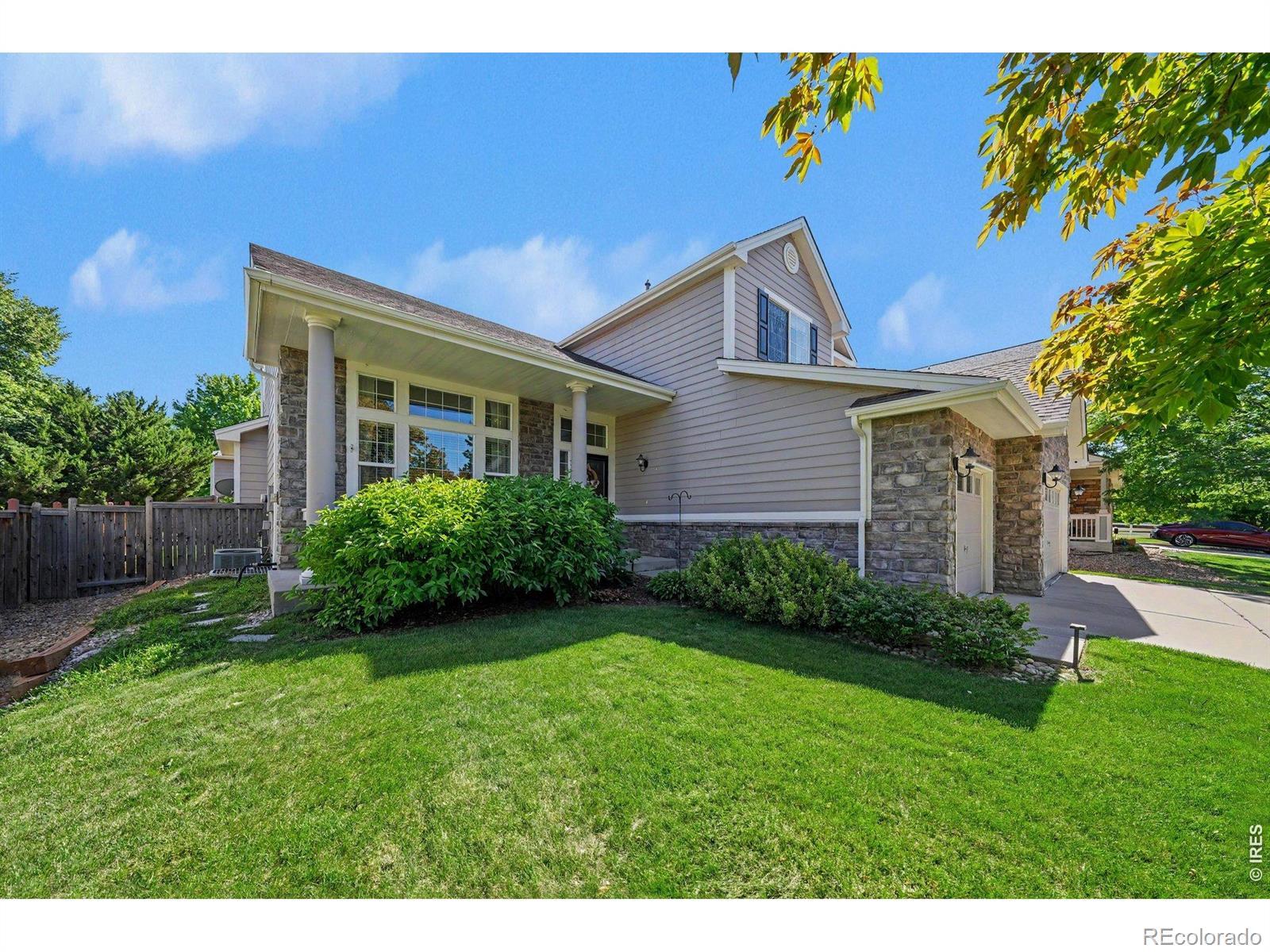 Image 3: Mature Landscaping! Image 3: Mature Landscaping!