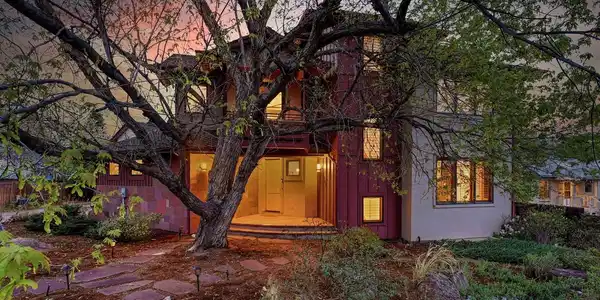 Image 4: Gorgeous, low maintenance xeriscape landscaping Image 4: Gorgeous, low maintenance xeriscape landscaping