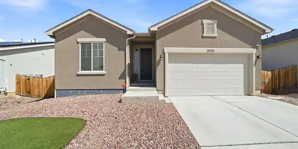 2213 Sunrise Lane
