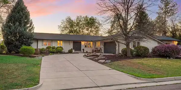 5825 Bellflower Drive