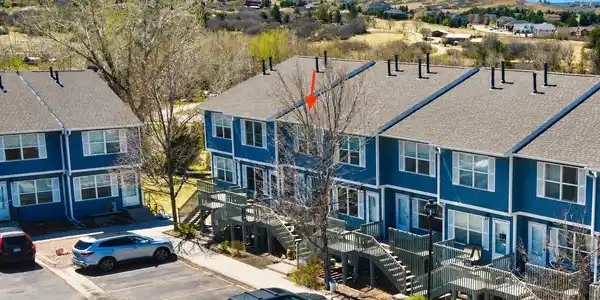 1894 Oakcrest Circle