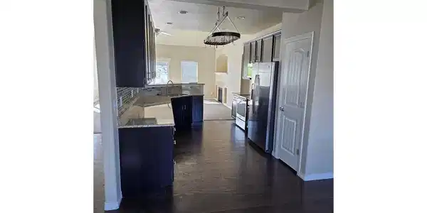 Image 2: Granite counters