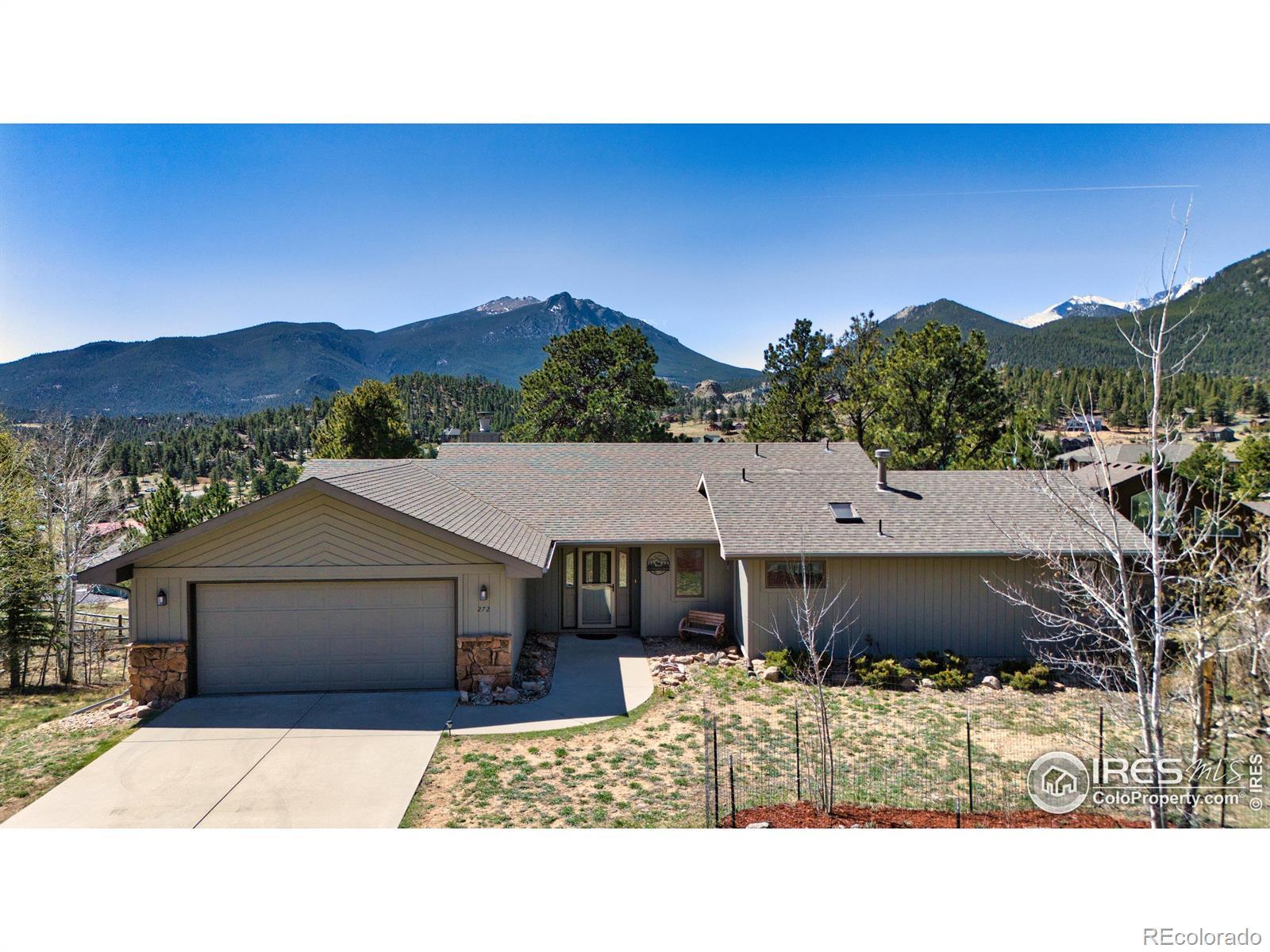 Image 3: Lovely raised ranch home in an awesome neighborhood