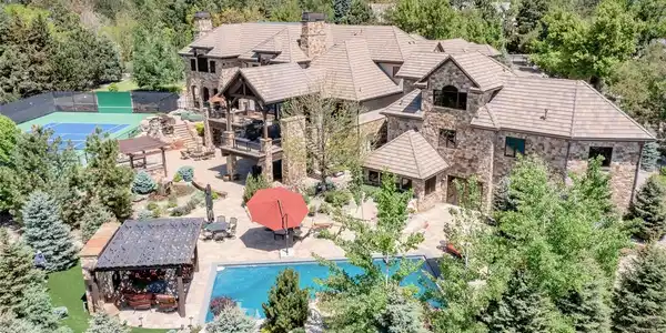 5650 E Stanford Drive